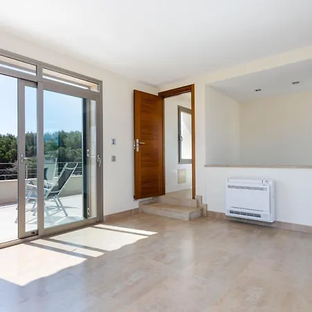Yourhouse Antonia, Sea View House With Terrace Holiday home *