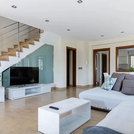 Yourhouse Antonia, Sea View House With Terrace Holiday home *